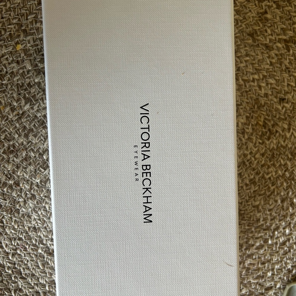 Victoria Beckham Eyewear White Sunglasses Case